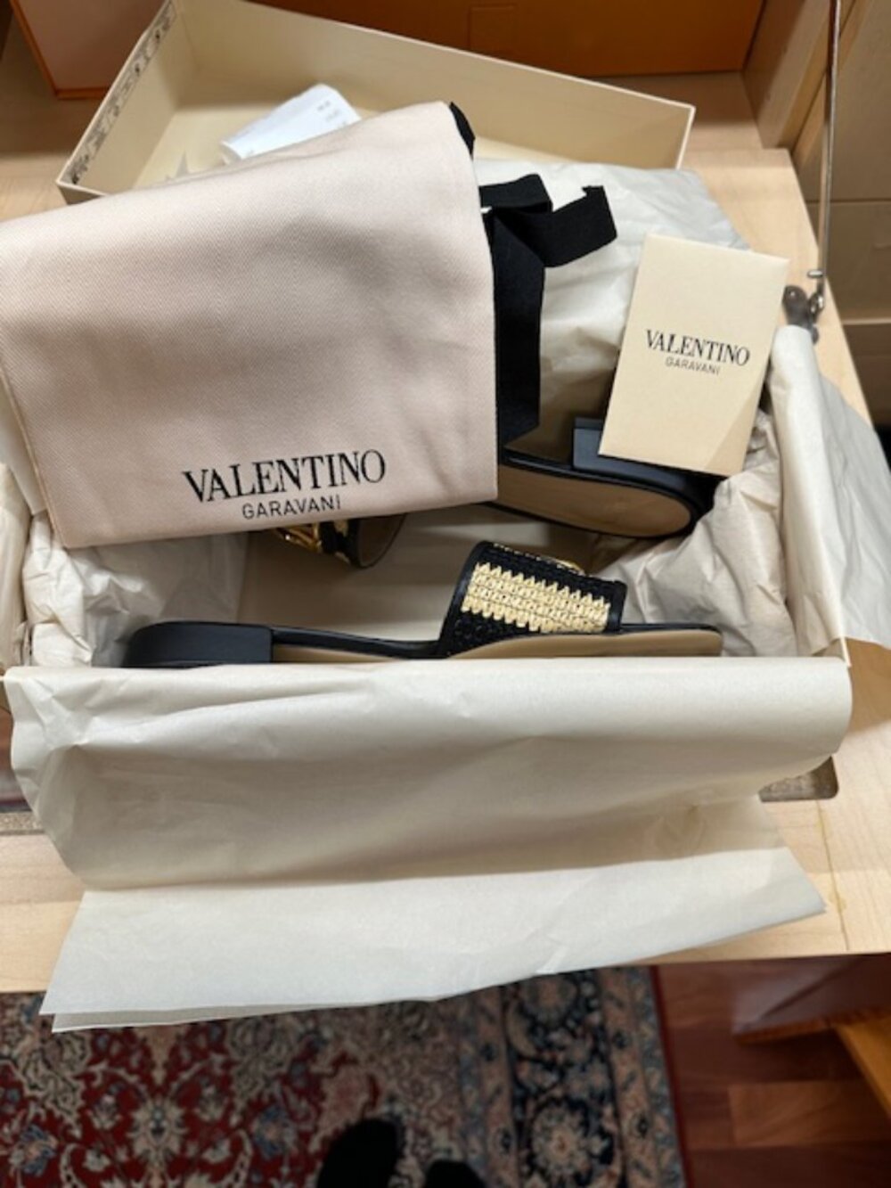 Valentino Garavani Crochet Size 38 Slide Sandal